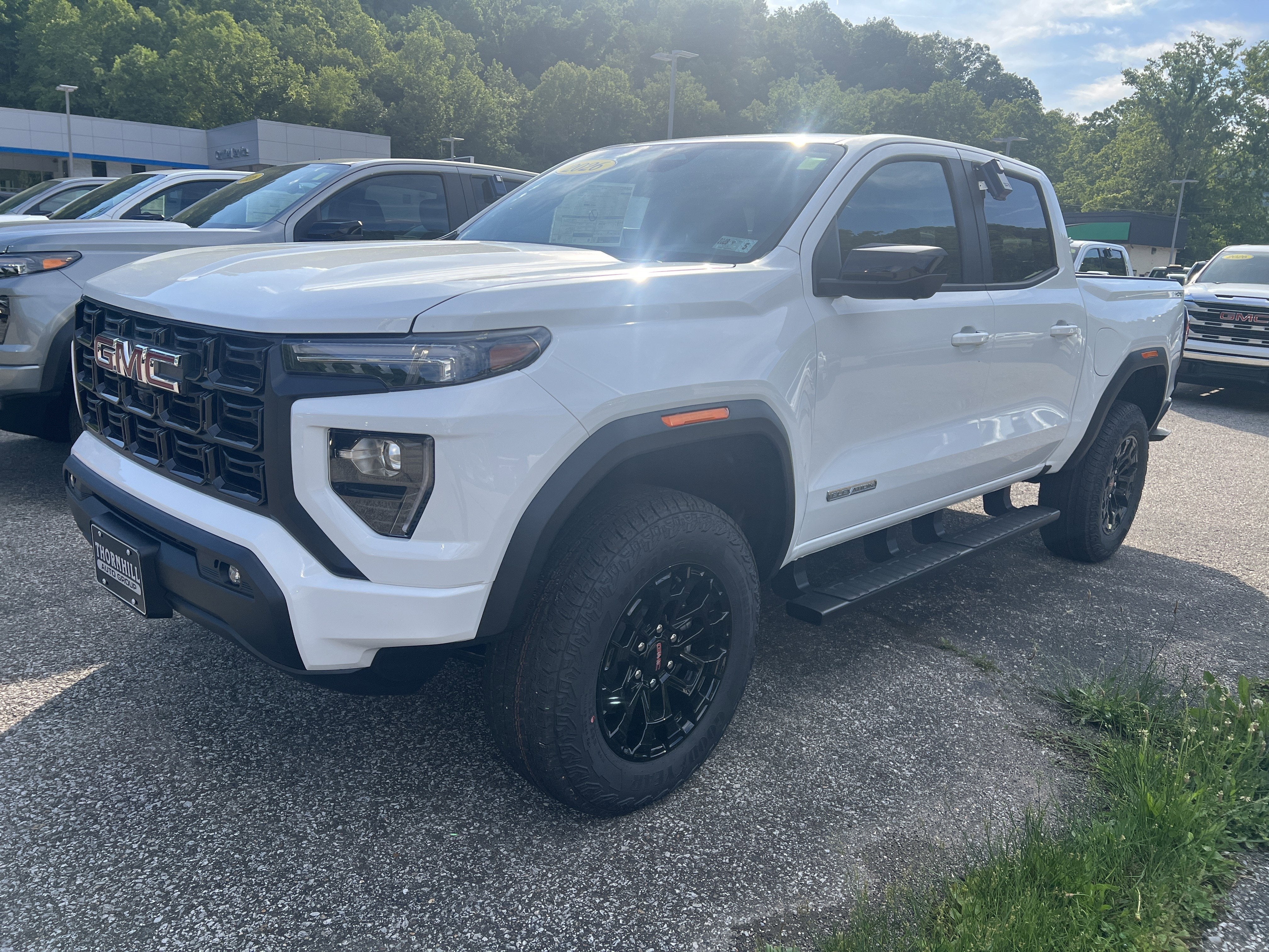 2026 GMC Canyon — detail view